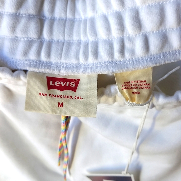 Pride LEVI'S white shorts - Picture 5 of 6